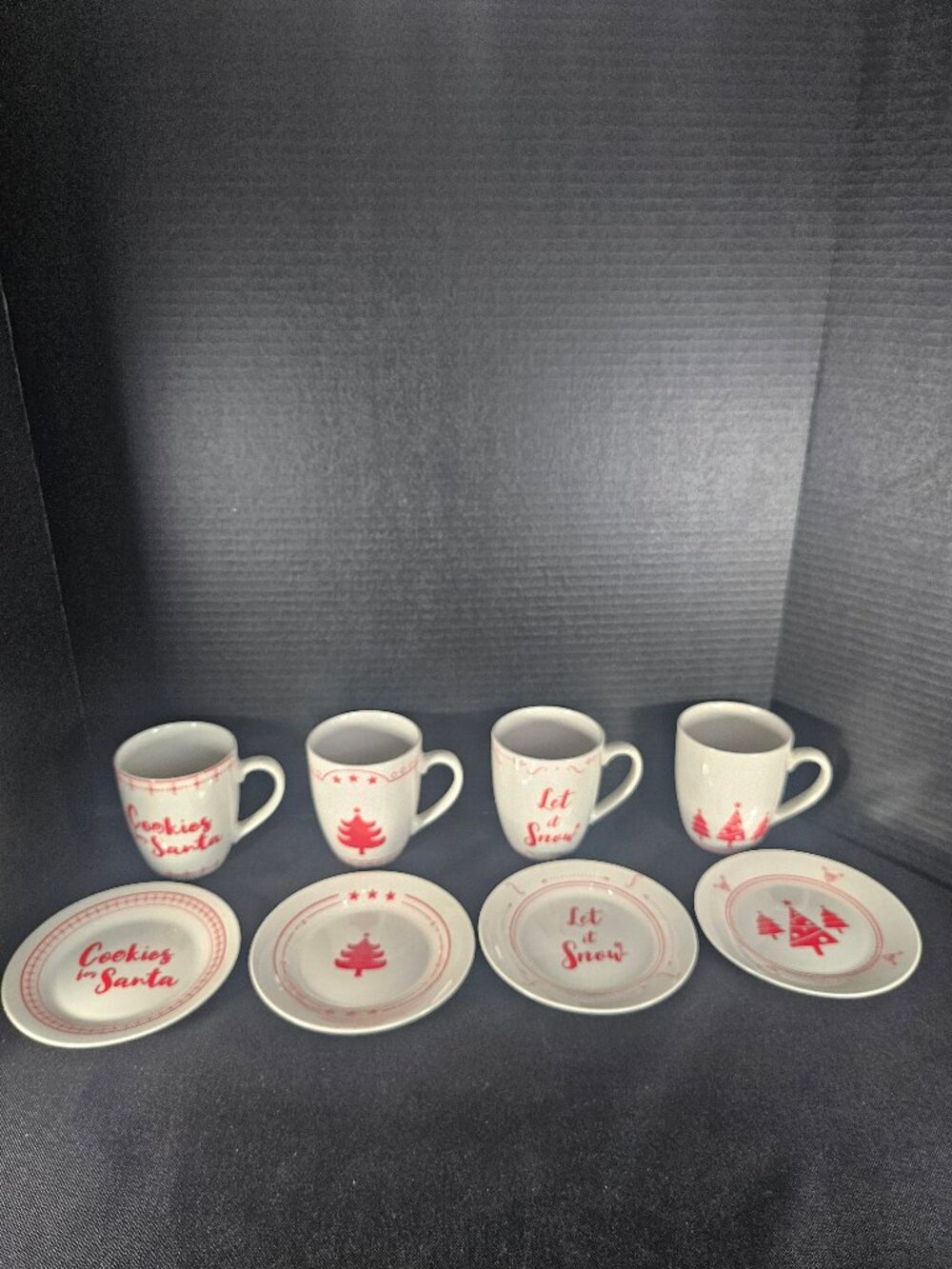 Elise For Elise Red & White Ceramic Christmas Mug & Dessert Plates Set of 4 NIB